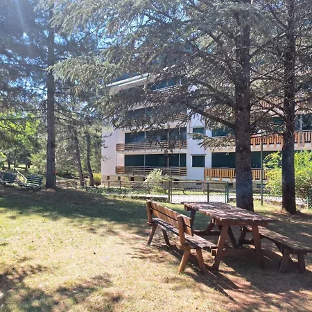 Immerso Nel Verde Del Parco D'abruzzo * 佩斯卡塞罗利